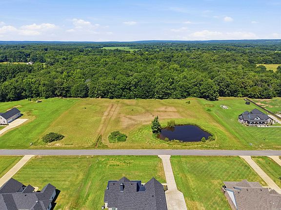 2nd image of 21 Irene Cir