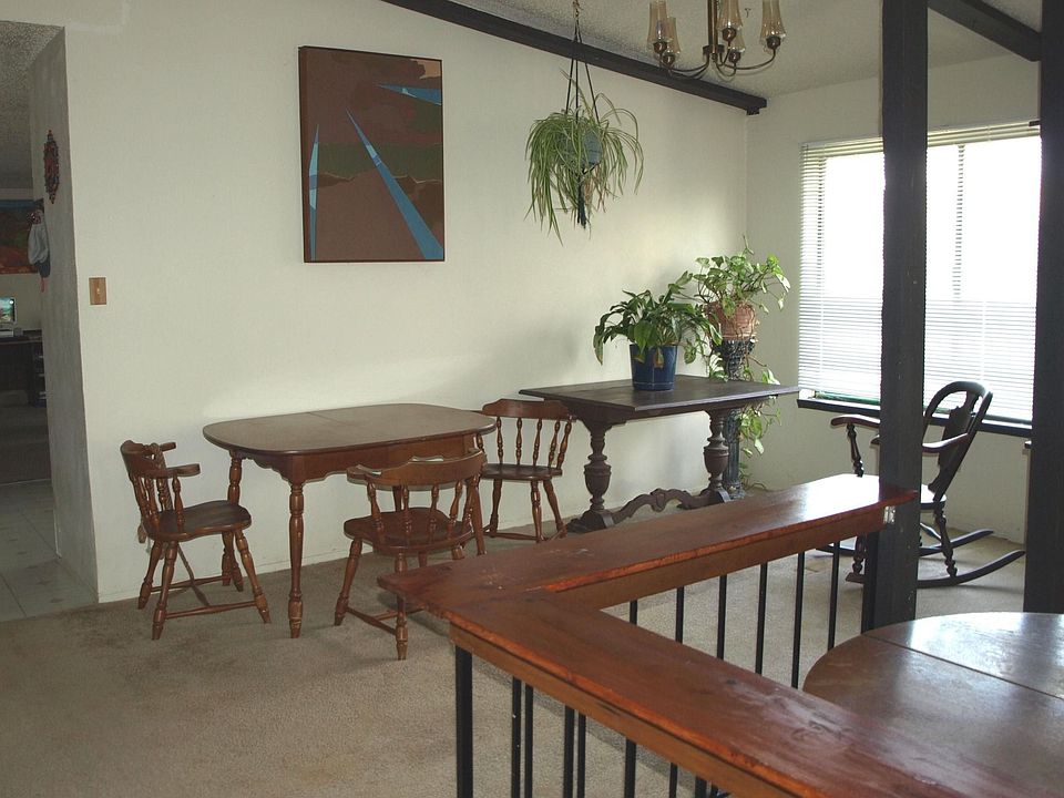Formal Dining
