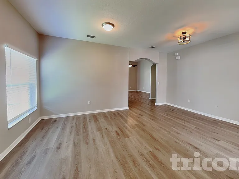 3921 Langdrum Dr — Photo 3