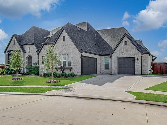 2nd image of 9039 Boardwalk Pl