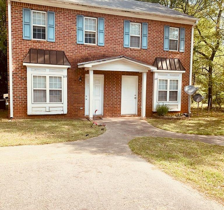1st image of 105 Bach Dr