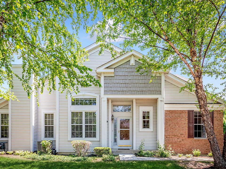 1st image of 332 Wolcott Ln #332
