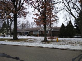 8710 W 96th St, Palos Hills, IL