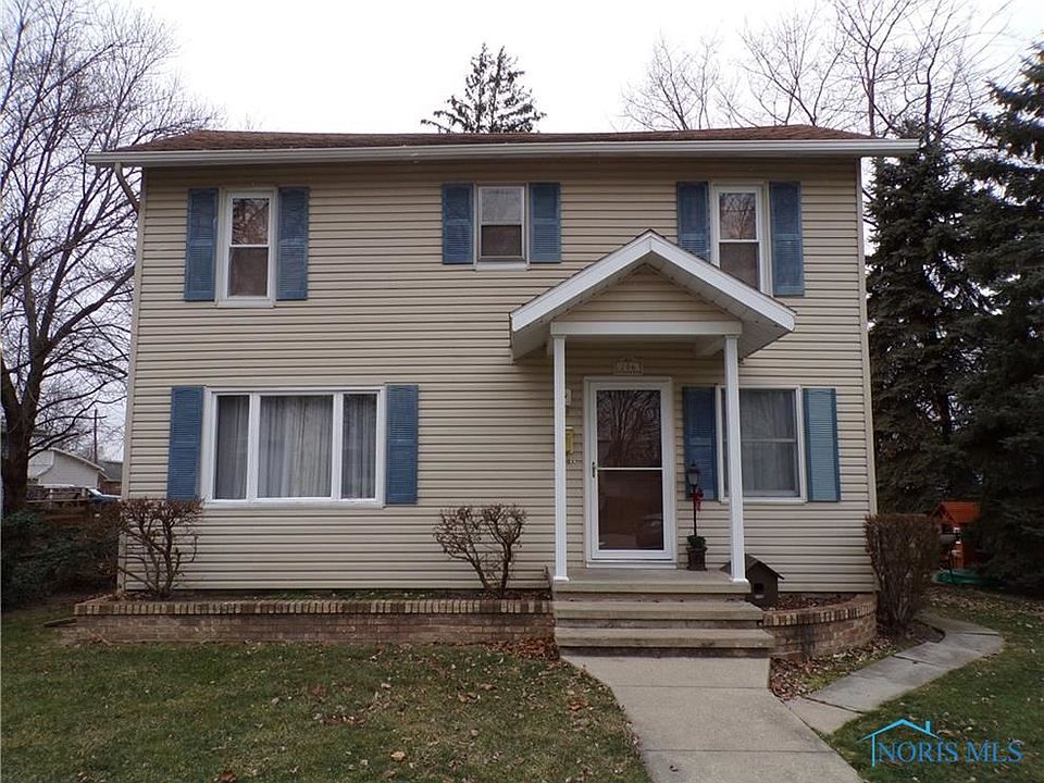 1st image of 206 S 2nd St