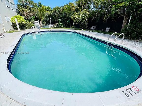 5th image of 1420 Atlantic Shores Blvd APT 130