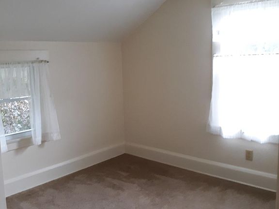 5th image of 2327 Buckeye Cir