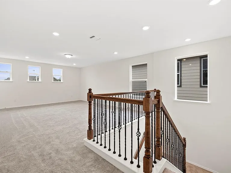 1917 Stringer Pass — Photo 27