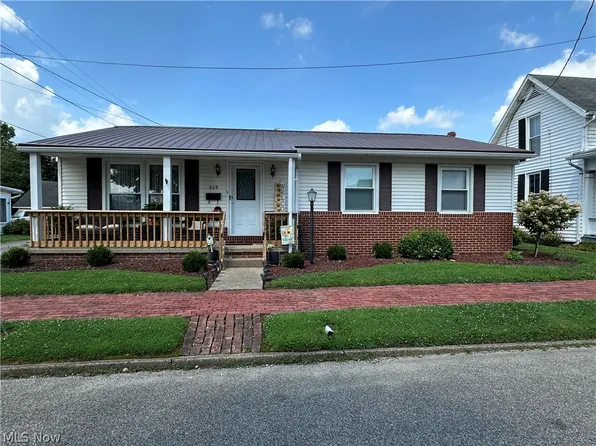 609 Lewis St, Caldwell, OH 43724