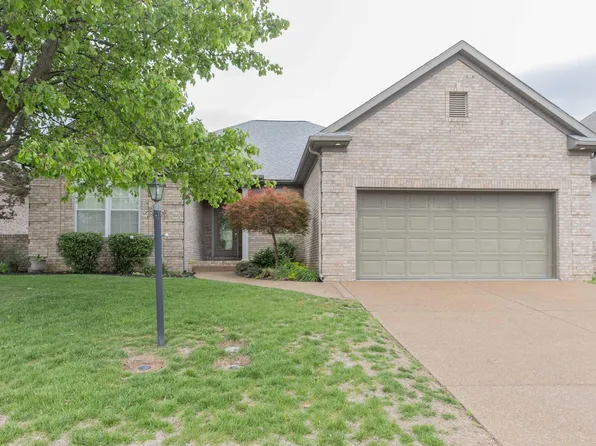 2104 Championship Dr, Evansville, IN 47725