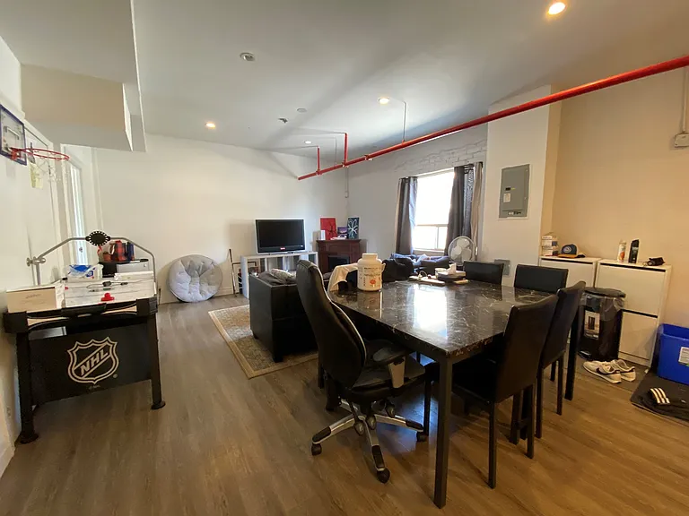 12 Bridgeport Rd E #1-17 — Photo 6