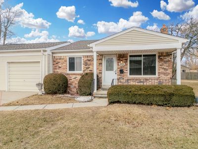 16445 Terrace Ct E, Roseville, MI, 48066