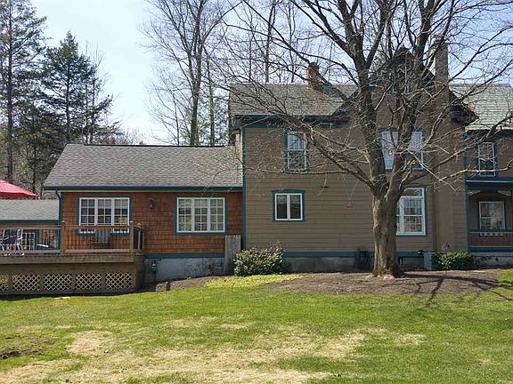 5th image of 10 Curry Ave