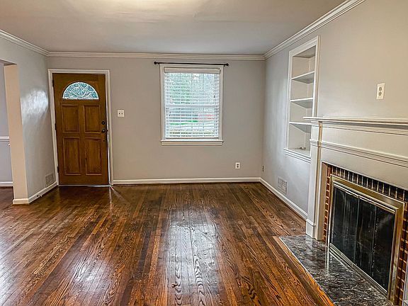 3rd image of 2629 Woodley Pl