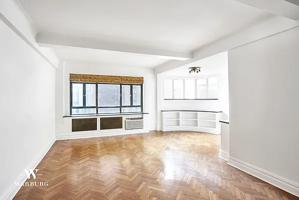 Sold by Warburg | media 2