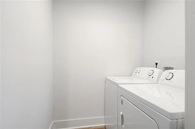 1444 Josephine St #4 — Photo 6