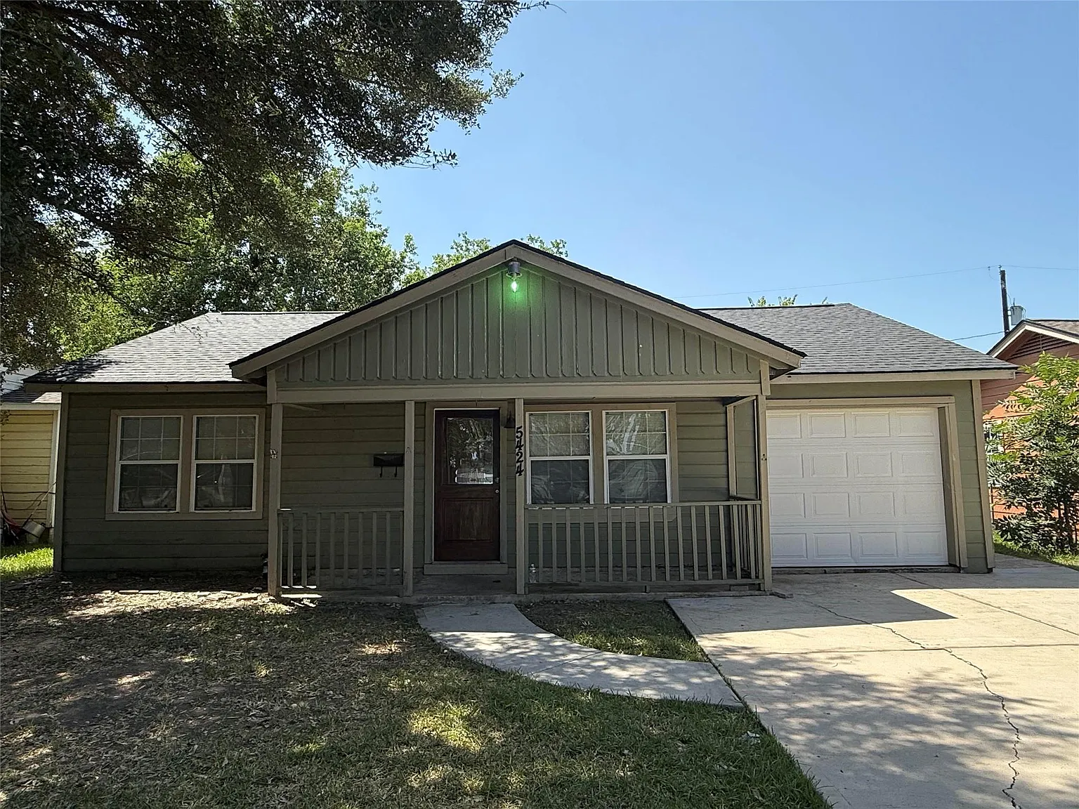 2 bed, 2.0 bath, 1160 sqft, $1,400 — Photo 1