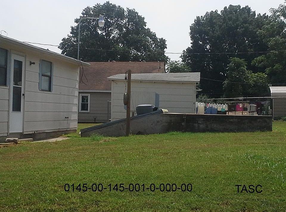 2nd image of 502 S Taylor Ave