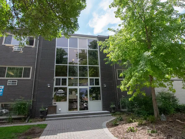 1080 Moncton Ave #111, Winnipeg, MB R2K 1Z3