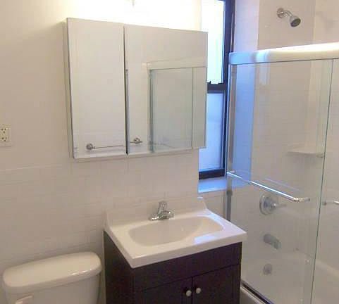 5th image of 409 E 87th St APT C