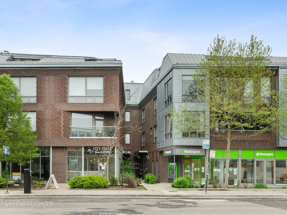 1st image of 2130 W North Ave APT 202