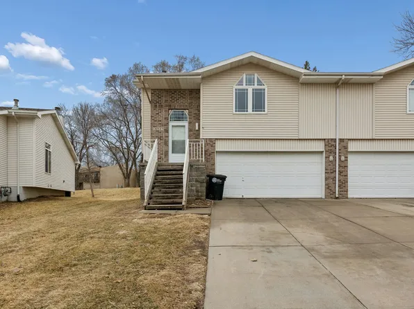 16023 Elm St, Omaha, NE 68130