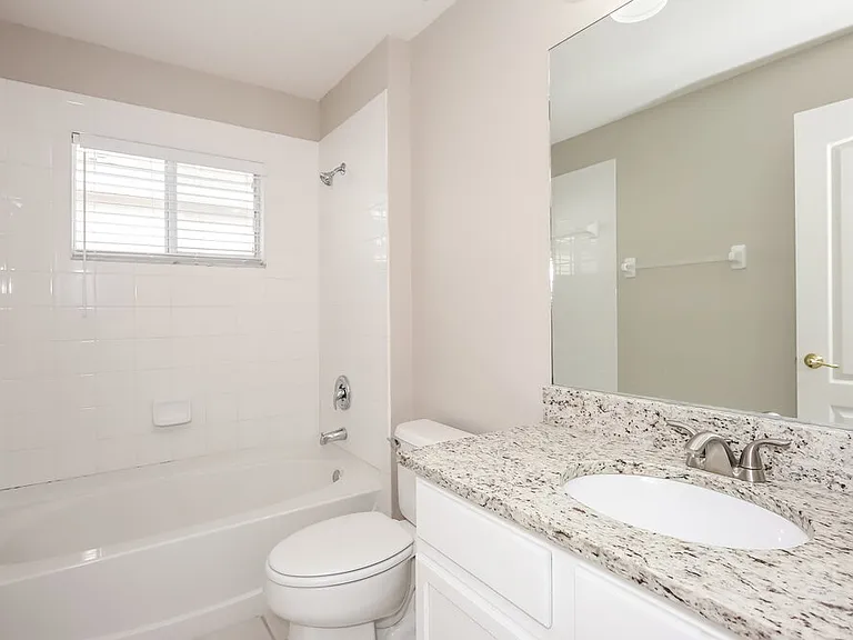 7002 Crown Lake Dr — Photo 14