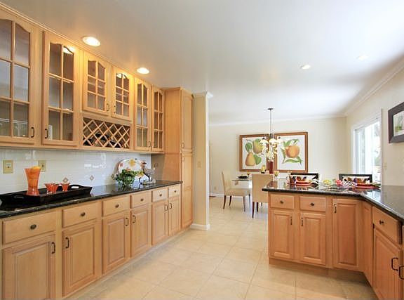 5th image of 1315 Dunnock Way