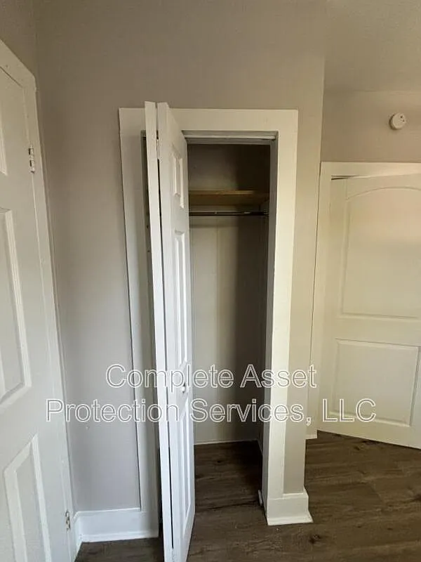 1 bed, 1.0 bath, $800 — Photo 4