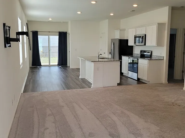 495 Pender Woods Dr — Photo 6