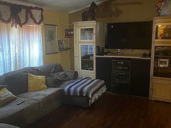4th image of 8707 Whisperwood Ct
