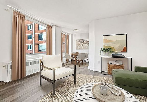 3rd image of 520 2nd Ave APT 14E