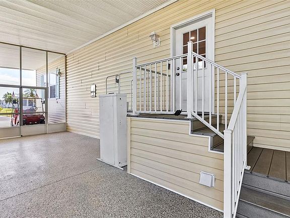 5th image of 530 SAN CLEMENTE CIRCLE