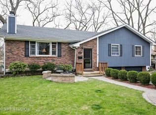 505 Park Ct, Fox River Grove, IL 60021