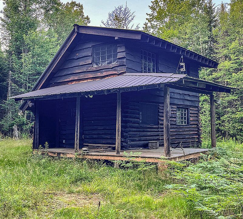 1st image of 135 Campion Way