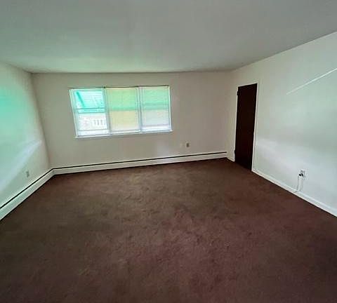 5th image of 821 Solly Ave Floor 2