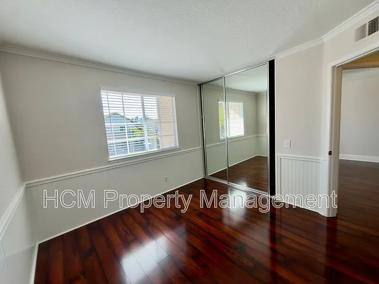 26796 Baronet — Photo 15