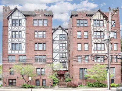 109 Grand Ave APT 2A, Englewood, NJ, 07631