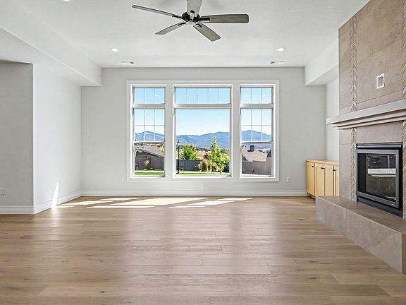 5th image of 4019 Sunleaf Ave