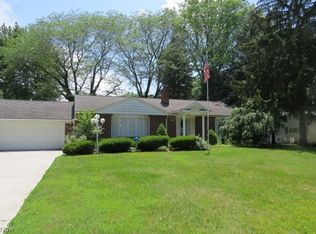 715 Cooper Foster Park Rd W, Lorain, OH 44053