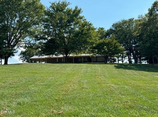 525 Walkertown Rd, Afton, TN 37616