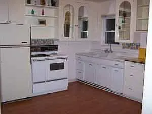 185 N 200 W #ENTIRE — Photo 2
