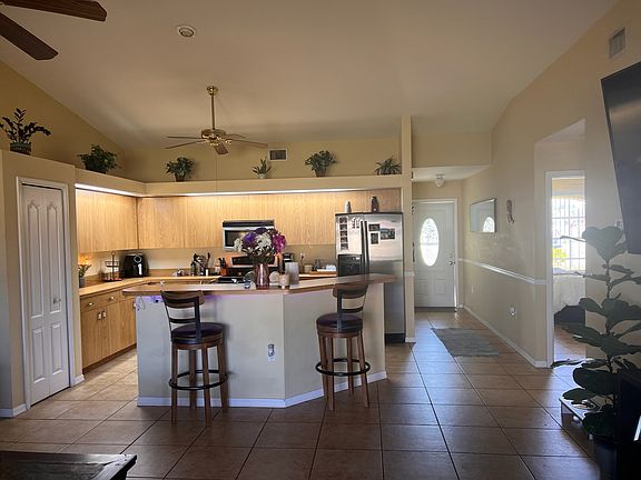 3rd image of 4414 SW 7th Pl #4414