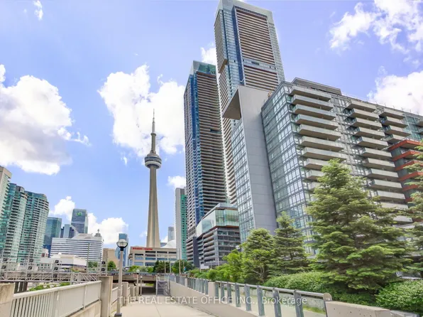 1 Concord Cityplace Way #611, Toronto, ON M5V 0X3