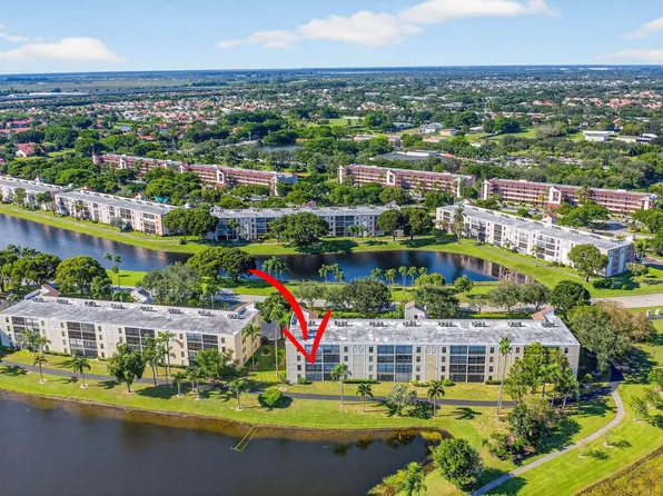 7270 Ashford Place #208, Delray Beach, FL 33446