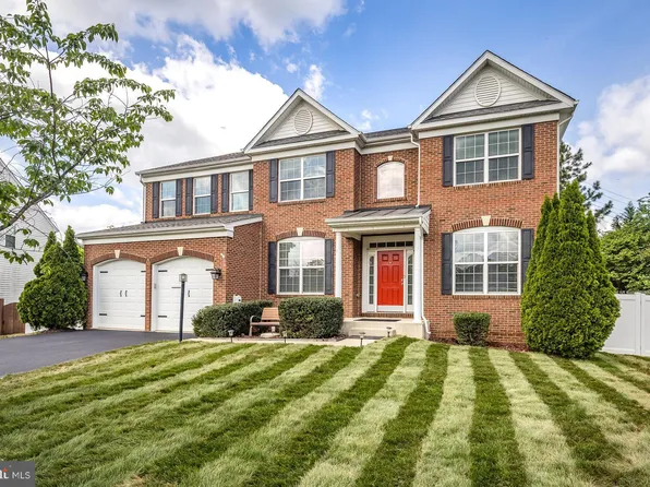 15200 Spotted Turtle Ct, Woodbridge, VA 22193