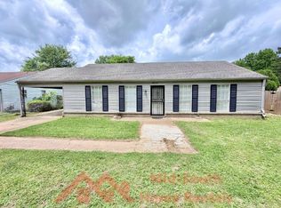4011 Double Tree Rd, Memphis, TN 38109