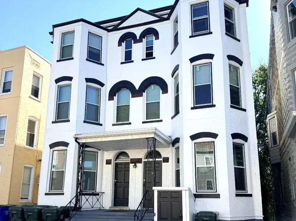 230 Summit Ave APT 2N, Hagerstown, MD 21740