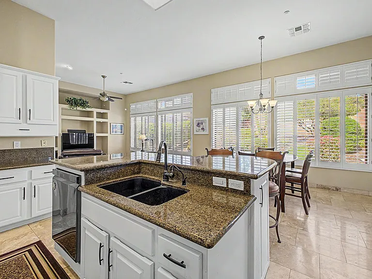 41923 N Moss Springs Rd — Photo 16