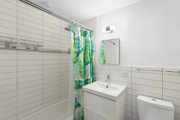 Rented by Nest Seekers International | media 13