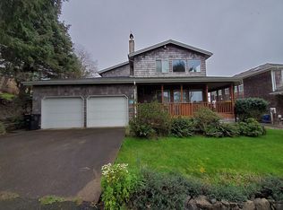 1940 NE 67th St, Lincoln City, OR 97367
